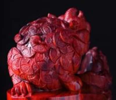 水晶球摆件的风水作用与摆放技巧