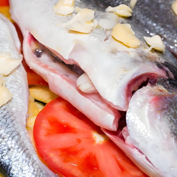 男的梦见大鱼：探索梦境中的奥秘